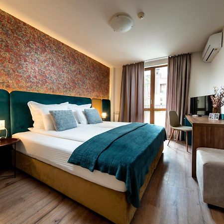 Park Hotel Kaylaka Плевна Экстерьер фото