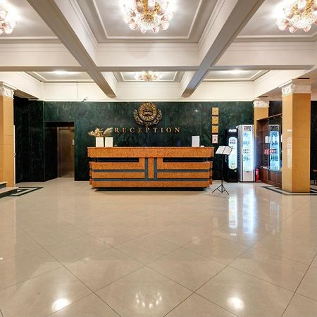 Park Hotel Kaylaka Плевна Экстерьер фото